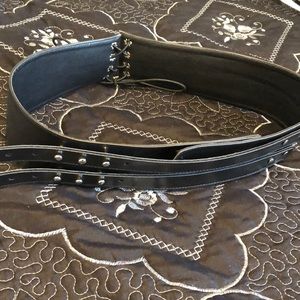 Deandri vegan waist cincher